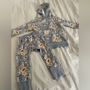 Gigi & Max Elodie Floral Jogger Hoodie Set